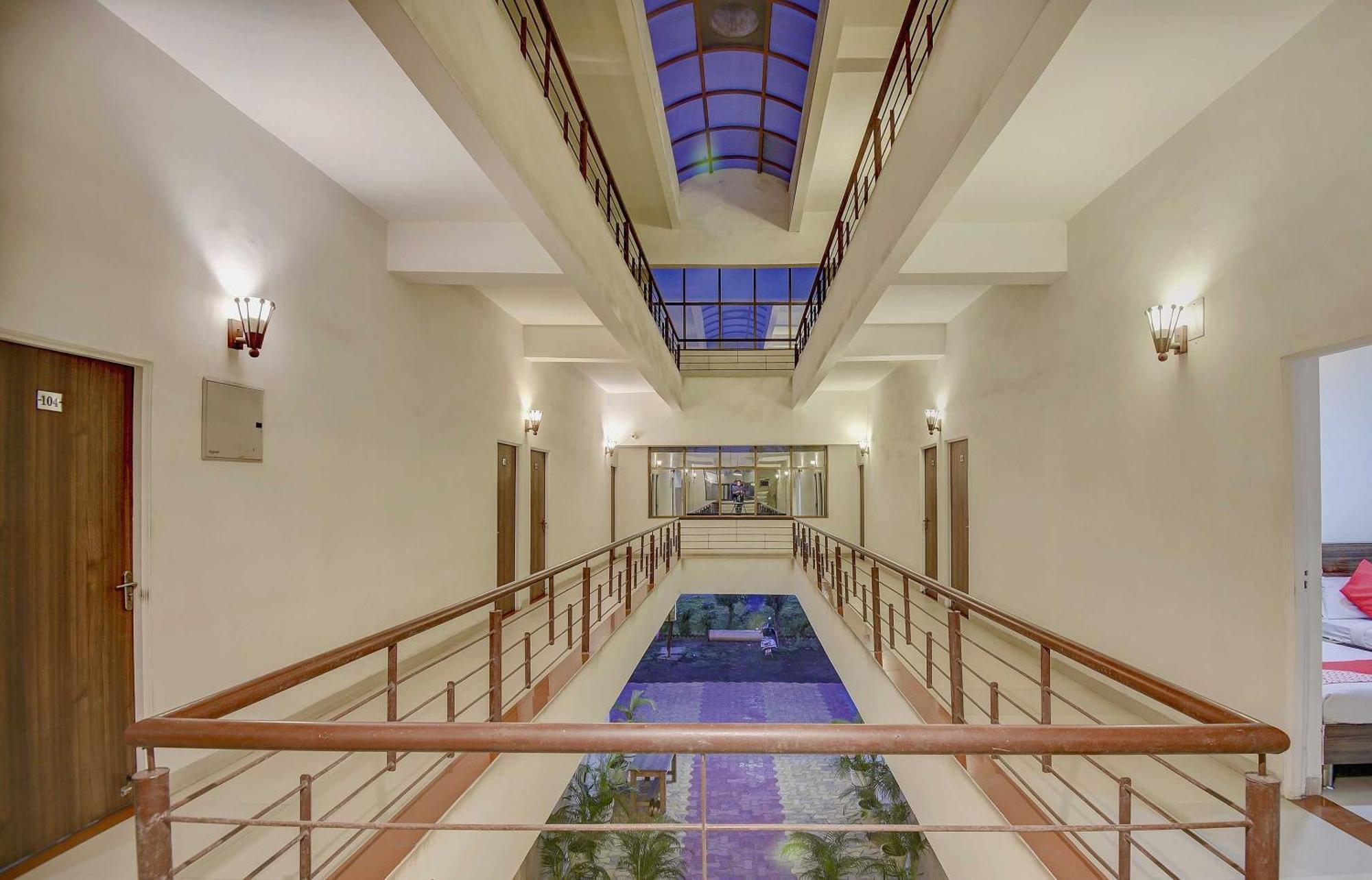 Hotel O Plus Corporate One Khapa  Екстер'єр фото