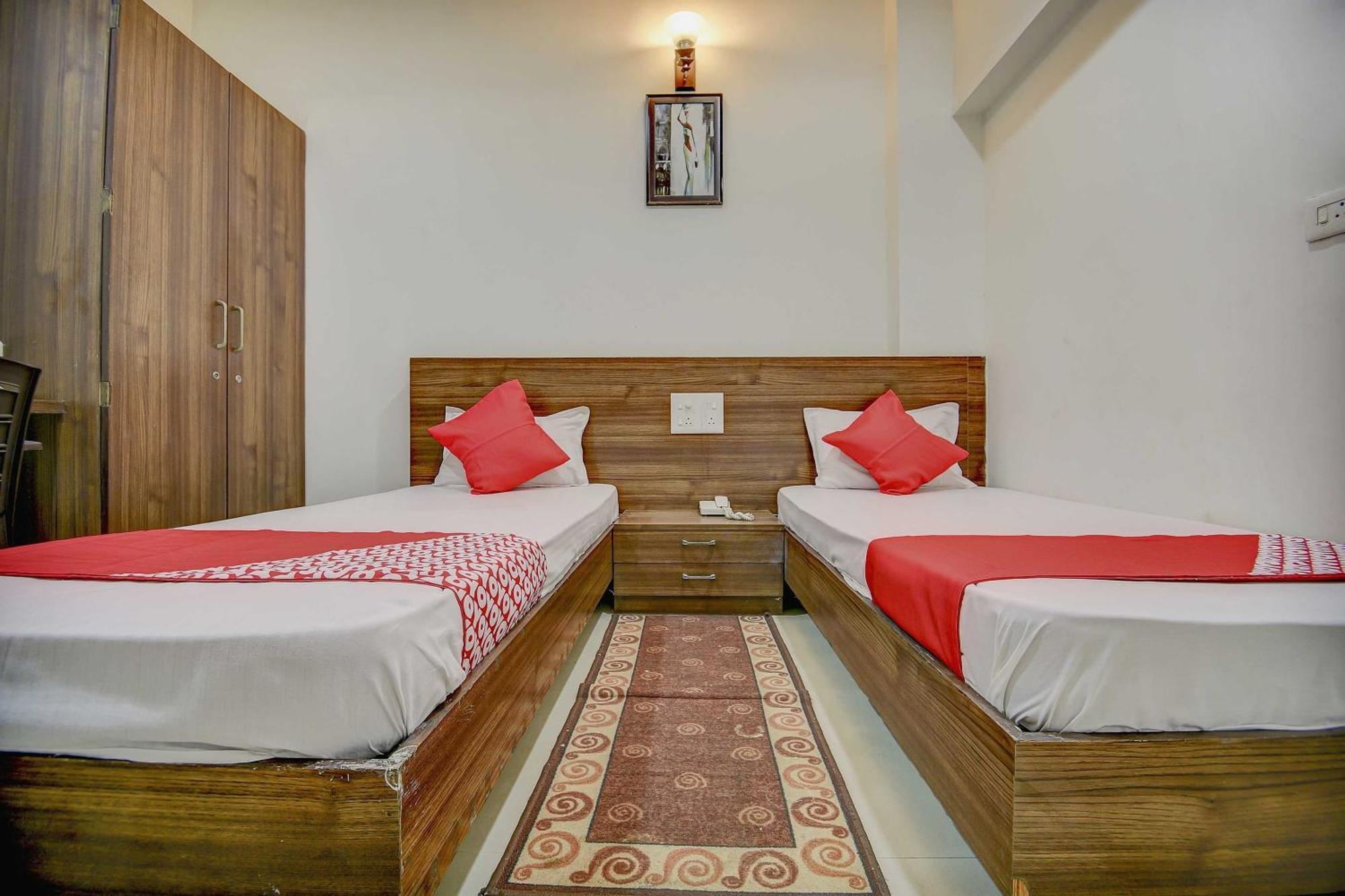 Hotel O Plus Corporate One Khapa  Екстер'єр фото