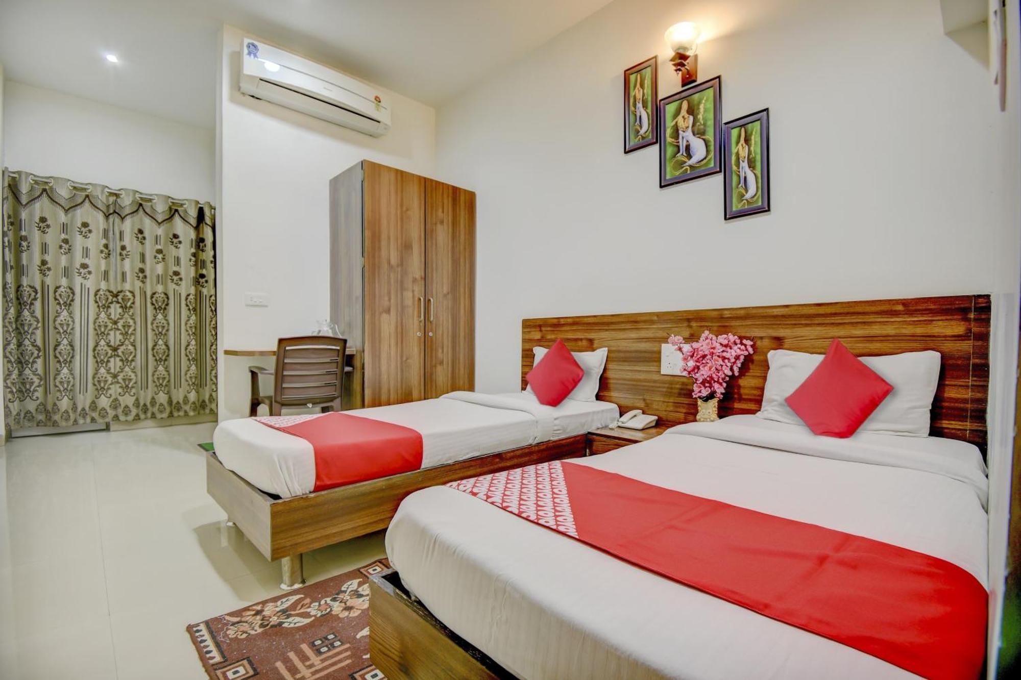 Hotel O Plus Corporate One Khapa  Екстер'єр фото