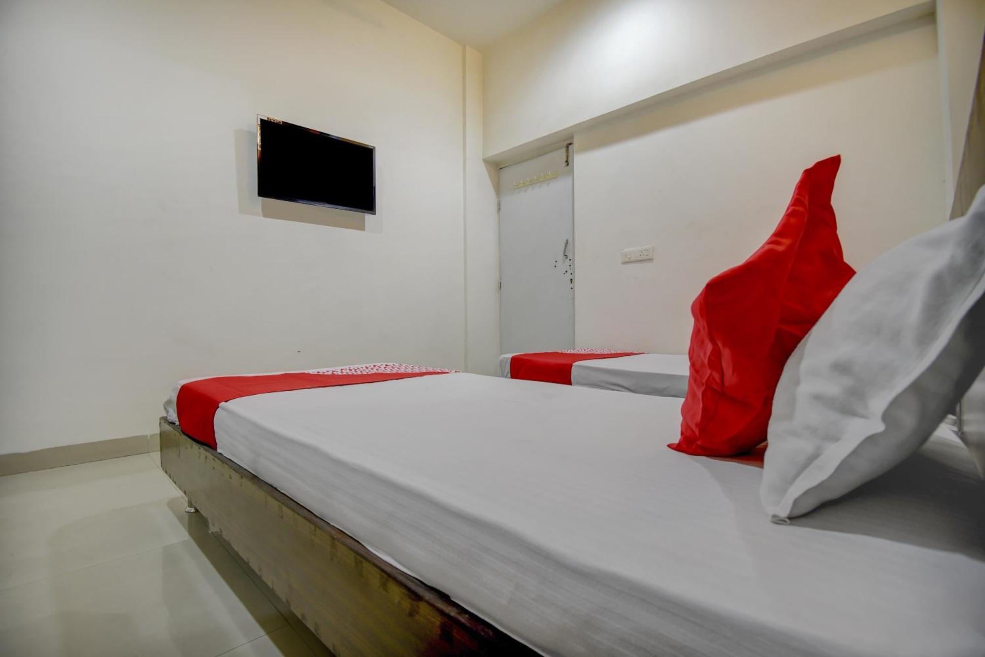 Hotel O Plus Corporate One Khapa  Екстер'єр фото